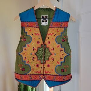 Ropa Hairston Roberson Bohemian Colorful Emroidered Layering Vest, Size M